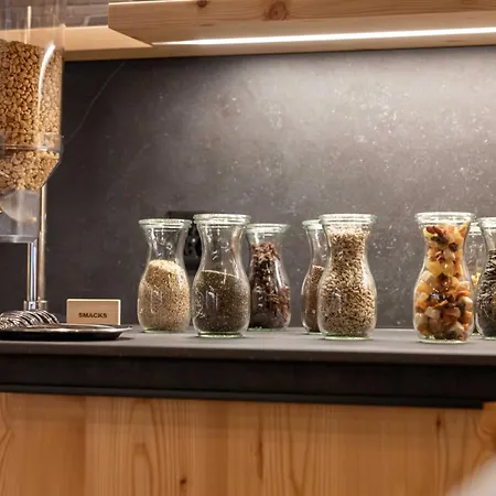 מלון Garni Chesa Mulin