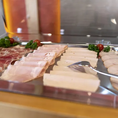 ガルニ チェーサ ムーリン ポントレジナ