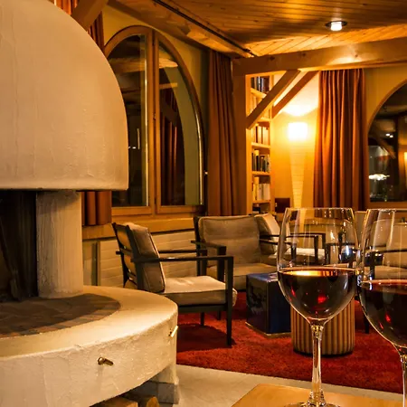 Garni Chesa Mulin 폰트레시나