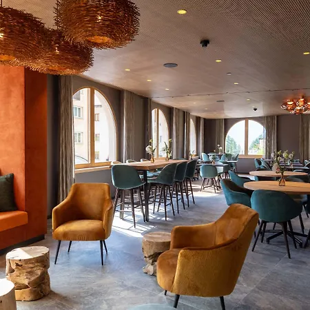 호텔 Garni Chesa Mulin 3*