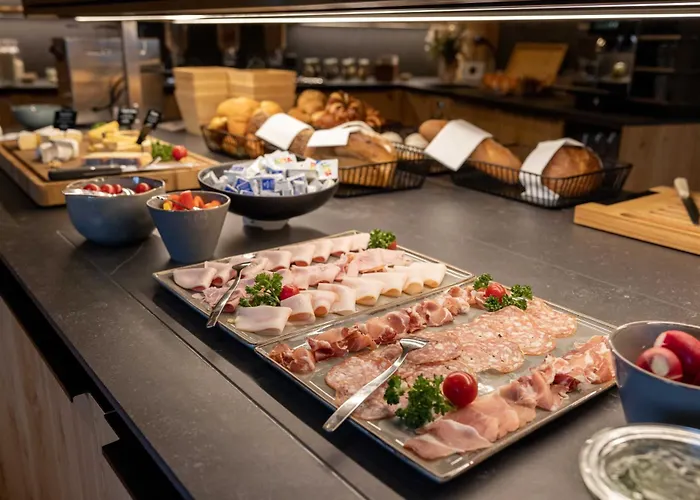 فندق Garni Chesa Mulin