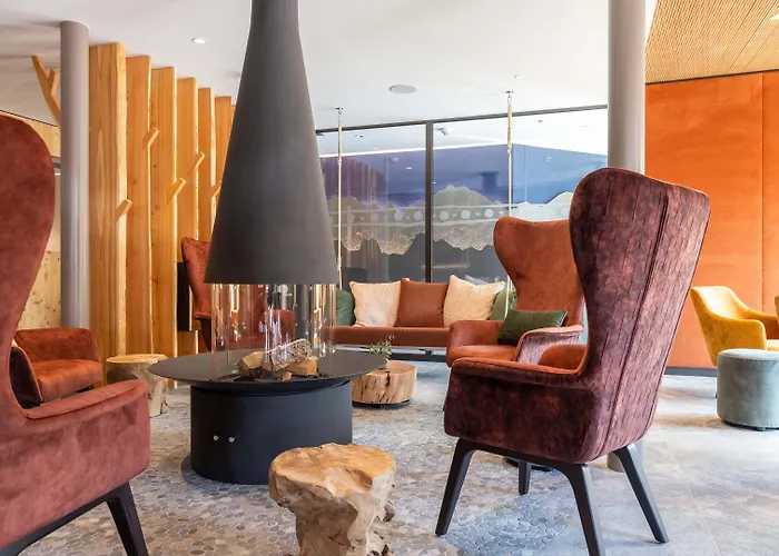 Hotel Garni Chesa Mulin 3*