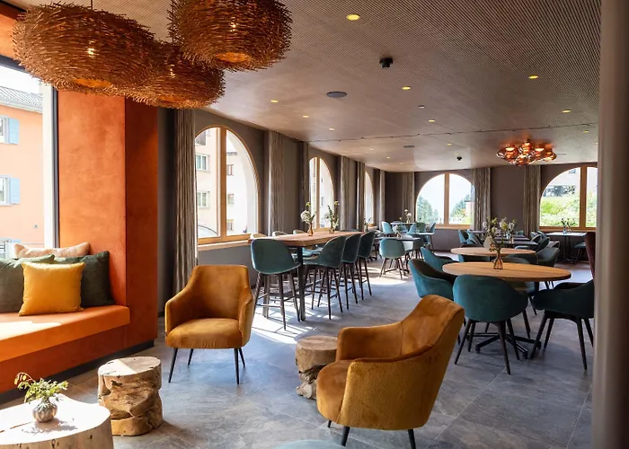 Hotel Garni Chesa Mulin 3*